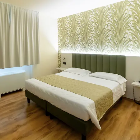 Lvg Collection - Riz Hotel