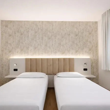 Hotel Lvg Collection - Riz San Genesio ed Uniti