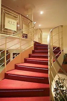 Hotel Riz B.b
